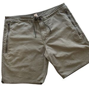 Roark Revival Hybrid RS260 Nylon Shorts Green Outdoor Travel Hiking Mens Size 38